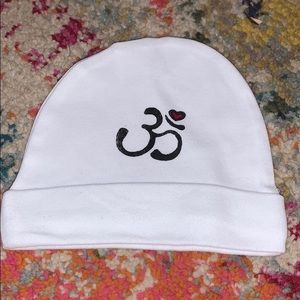 Om infant hat